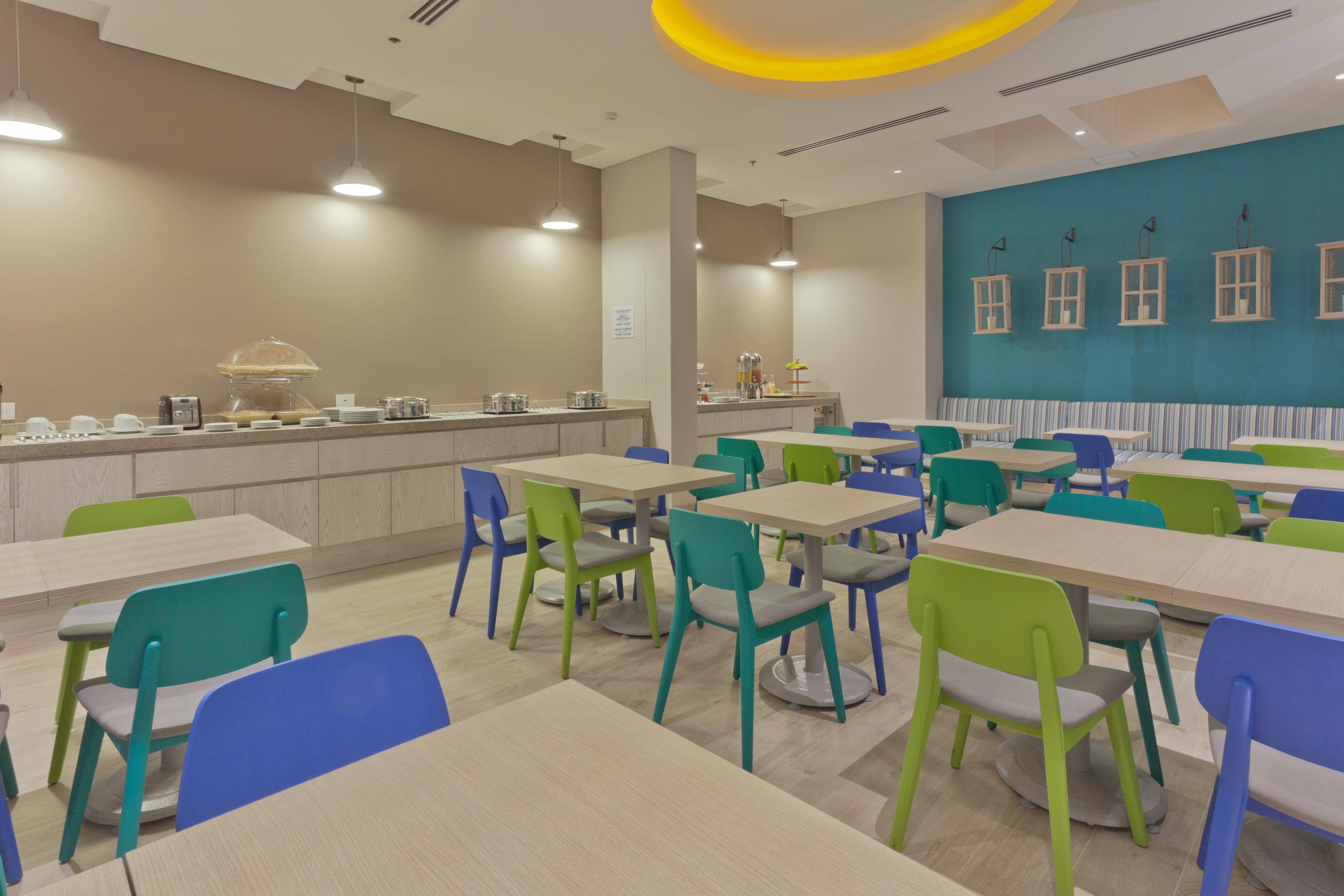 Holiday Inn Express Yopal By Ihg מראה חיצוני תמונה