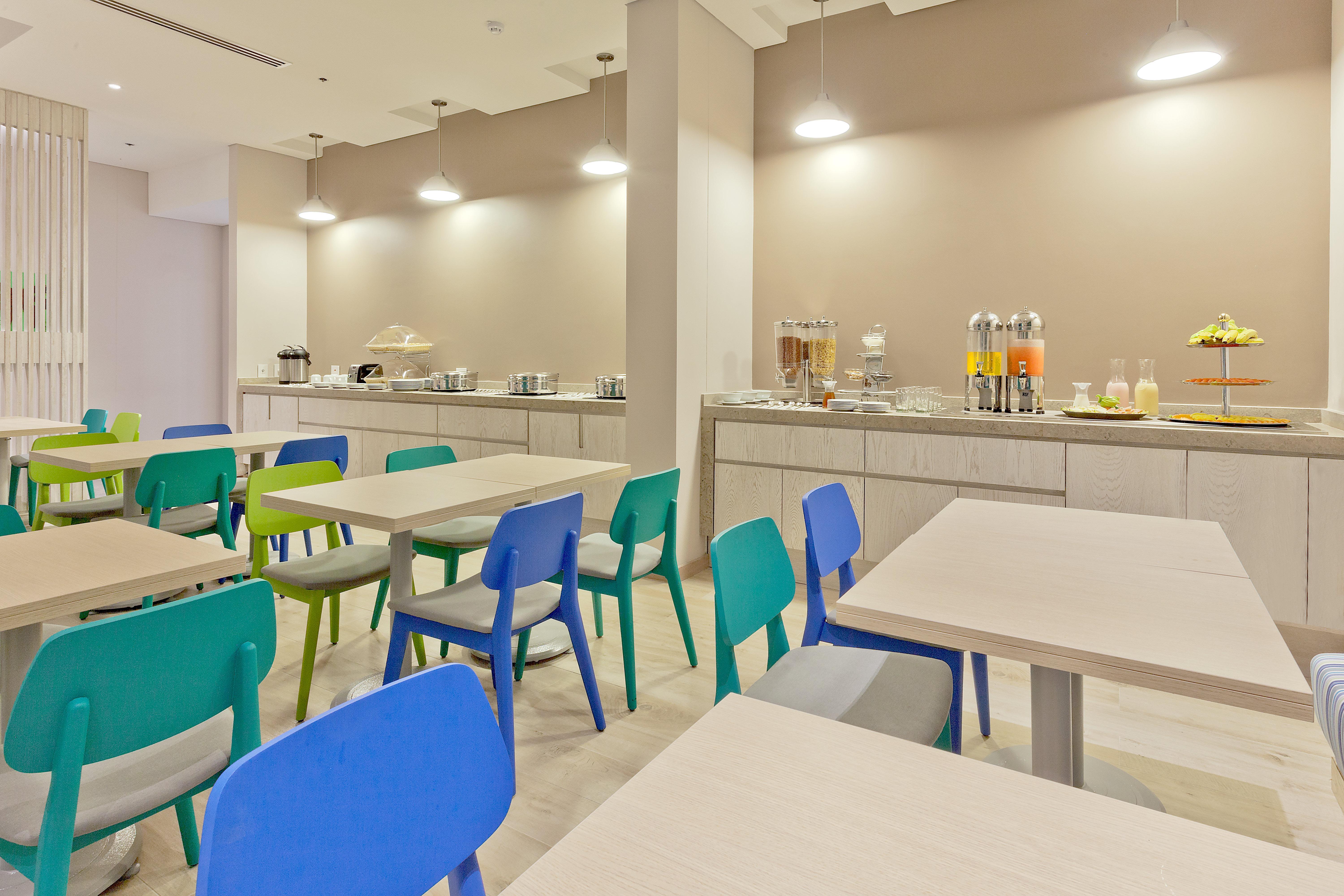 Holiday Inn Express Yopal By Ihg מראה חיצוני תמונה