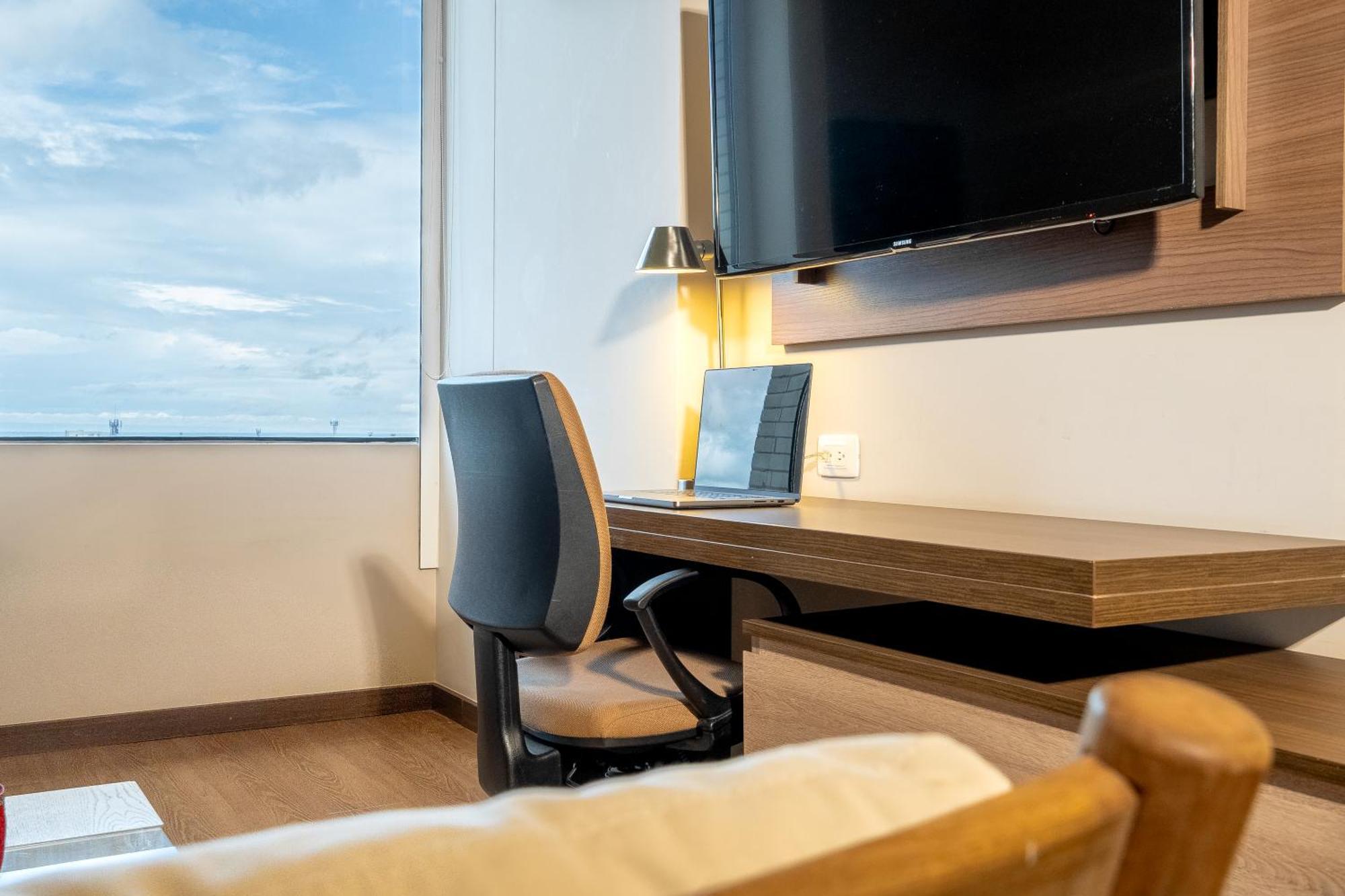 Holiday Inn Express Yopal By Ihg מראה חיצוני תמונה